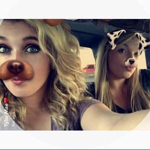 Meet your Posher, Savannah